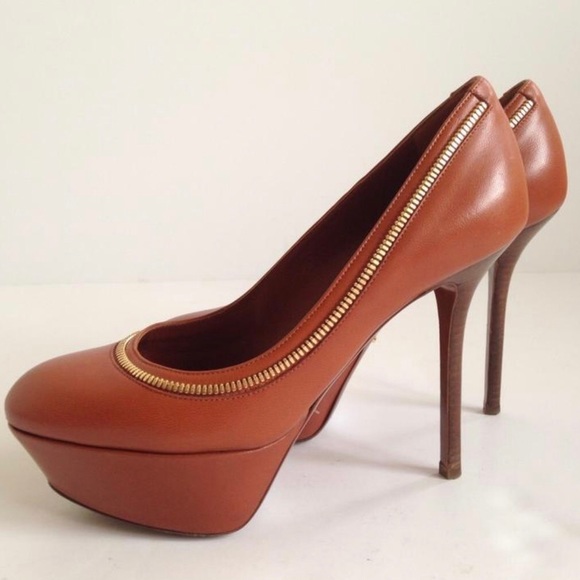 Sergio Rossi ZIP Trim Pumps Size 6.5US - Picture 1 of 7